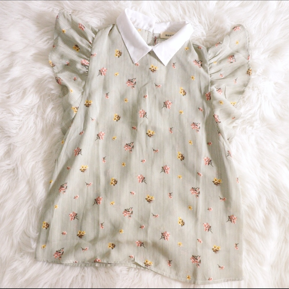 Green Collar blouse size “S”